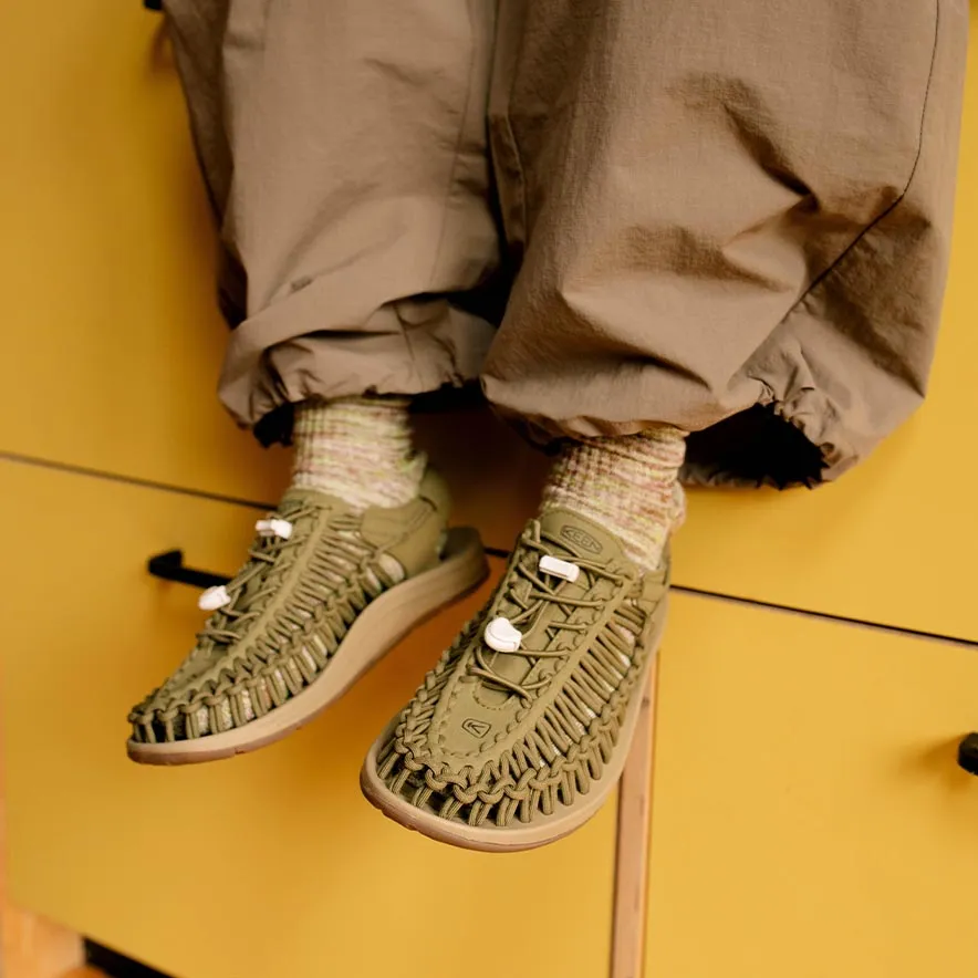 Women's UNEEK Sneaker - Image 8